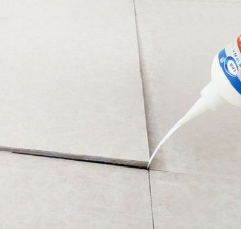 泰宁瓷砖空鼓维修公司分享卫生间瓷砖脱落的原因可能有以下几点